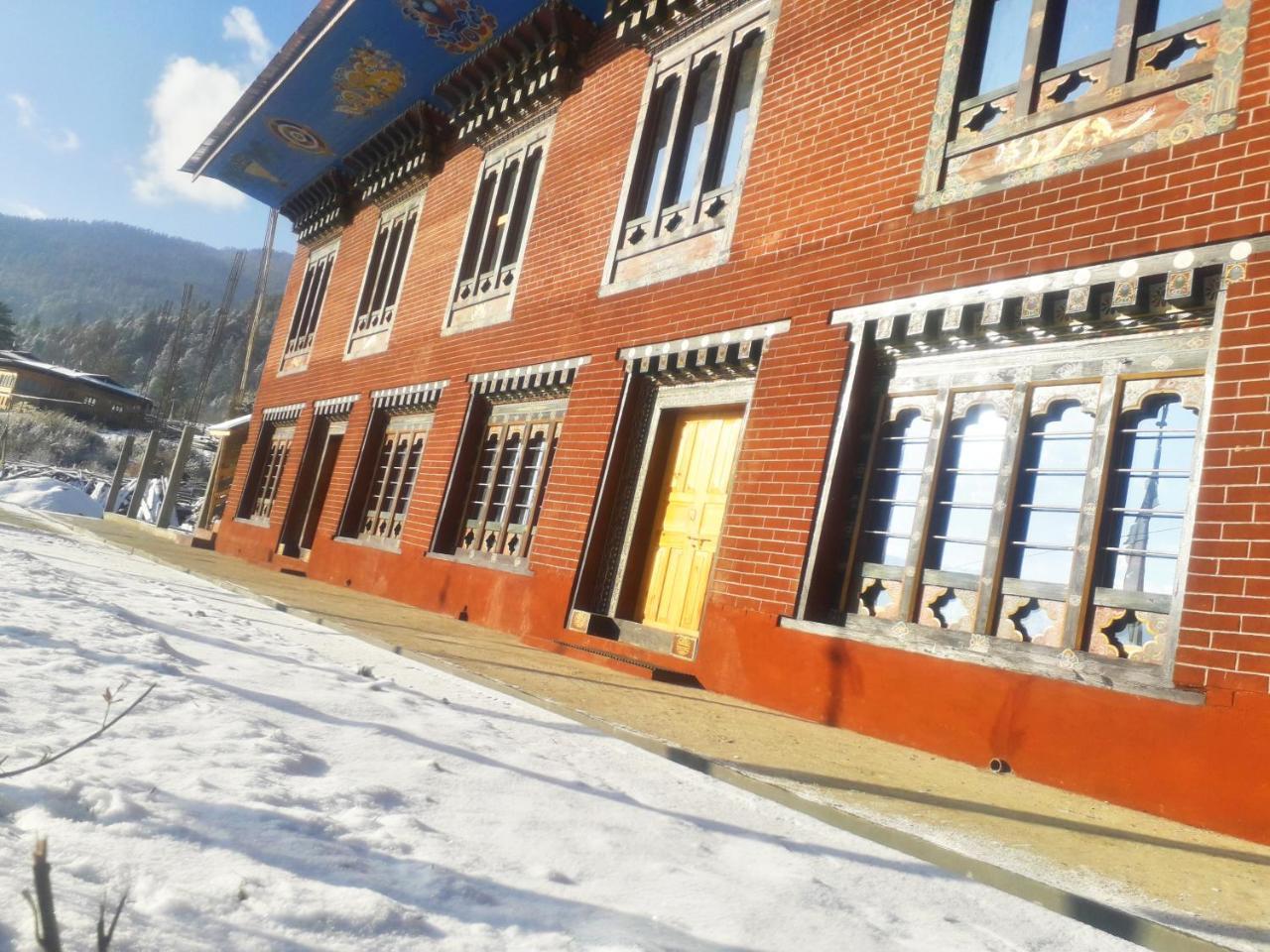 Odiyana Hotel Gangtey Gonpa Екстер'єр фото